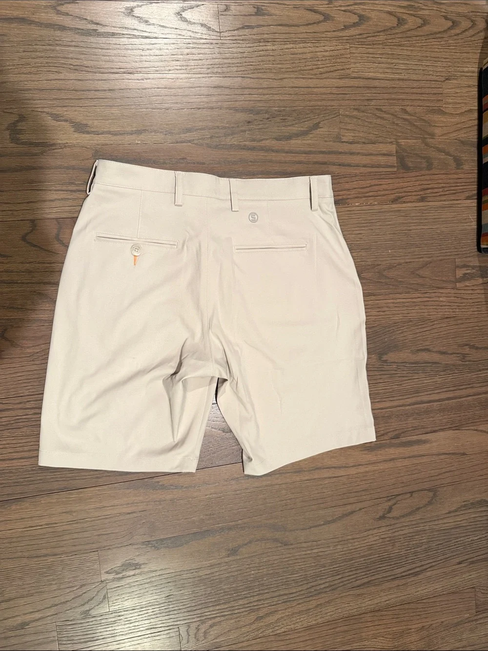 Men's Flat-Front Light Beige Shorts - Clean Everyday Style